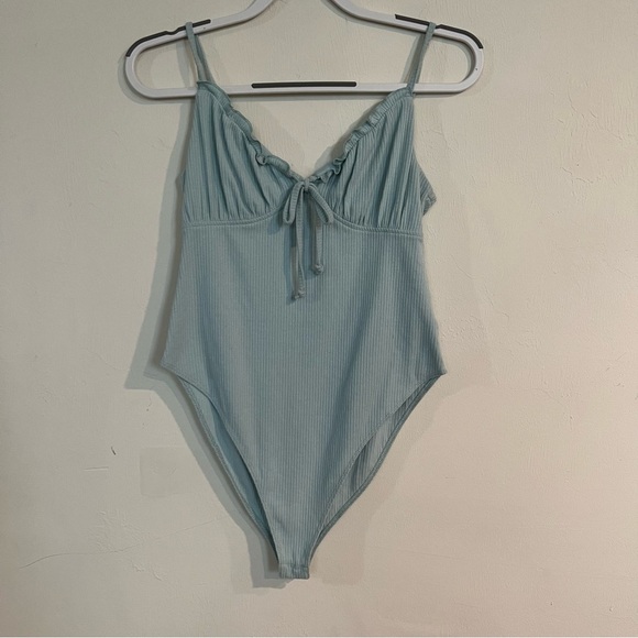 Wild Fable Tank Ruffled Tie Front Bodysuit M - Picture 1 of 7